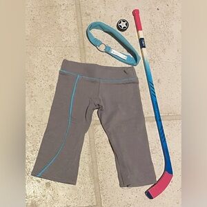 American Girl Mia 2008 hockey stick, puck, practice pants headband